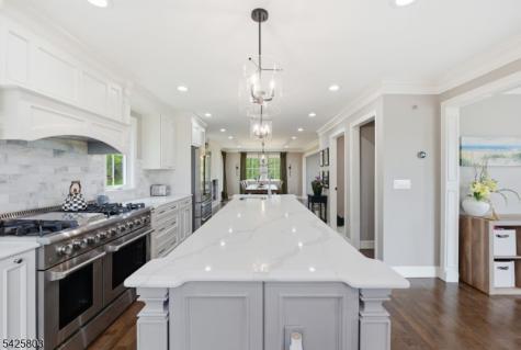 8 Danielle Drive Liberty NJ 07838