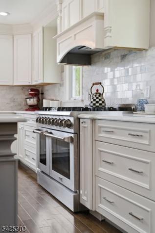 8 Danielle Drive Liberty NJ 07838