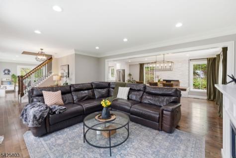 8 Danielle Drive Liberty NJ 07838