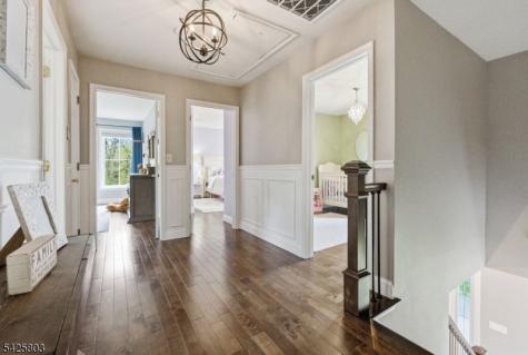 8 Danielle Drive Liberty NJ 07838