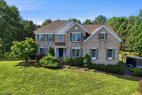 29 Old Schoolhouse Road Bethlehem NJ 08802