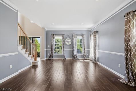 29 Old Schoolhouse Road Bethlehem NJ 08802
