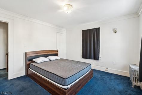96 Beaumont Place Newark NJ 07104