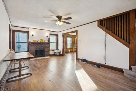 96 Beaumont Place Newark NJ 07104