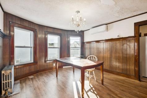 96 Beaumont Place Newark NJ 07104