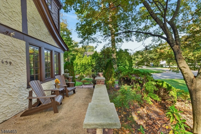 659 Forest Avenue Westfield NJ 07090
