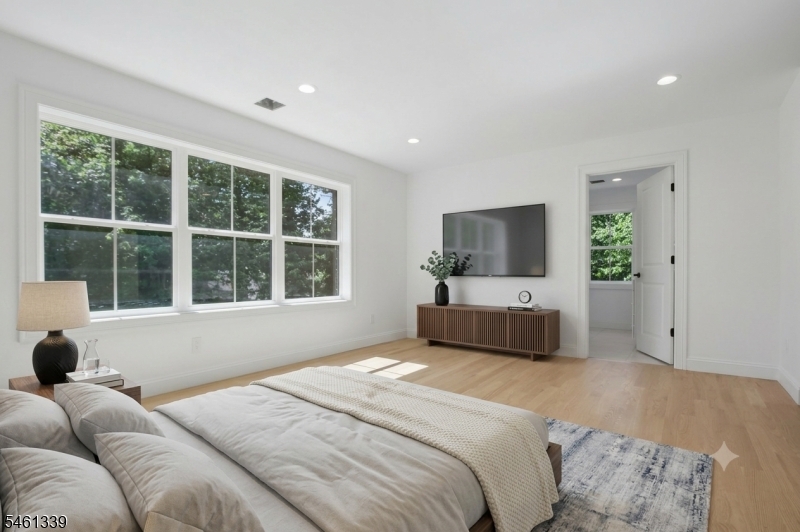 14 Maplewood Drive Livingston NJ 07039