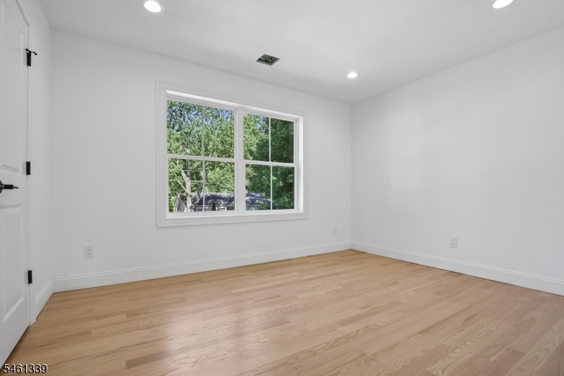 14 Maplewood Drive Livingston NJ 07039