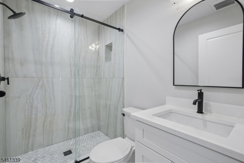 14 Maplewood Drive Livingston NJ 07039