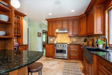 275 Highwood Avenue Ridgewood Village NJ 07450