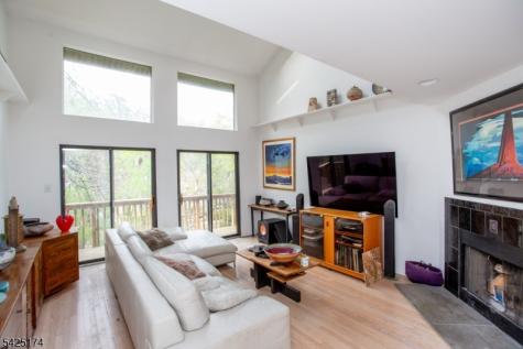 120 Swan Street Lambertville NJ 08530