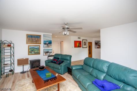 120 Swan Street Lambertville NJ 08530