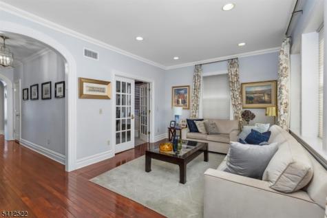 6 Harding Court Passaic NJ 07055