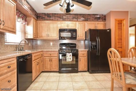 23 Harrison Avenue Saddle Brook NJ 07663