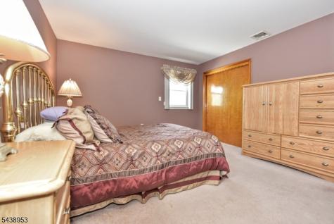 23 Harrison Avenue Saddle Brook NJ 07663