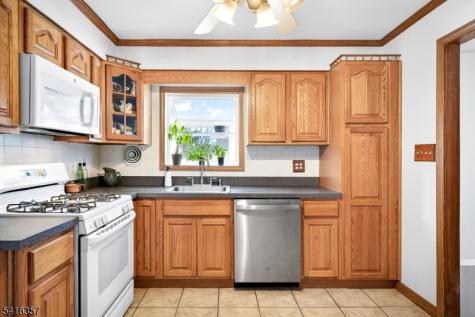13 Yates Drive East Brunswick NJ 08816