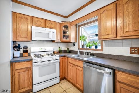 13 Yates Drive East Brunswick NJ 08816