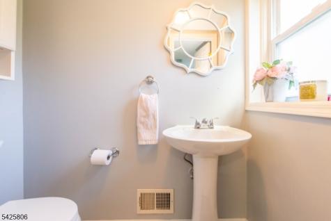 6 Sheridan Avenue West Orange NJ 07052
