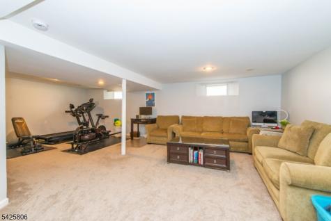 6 Sheridan Avenue West Orange NJ 07052