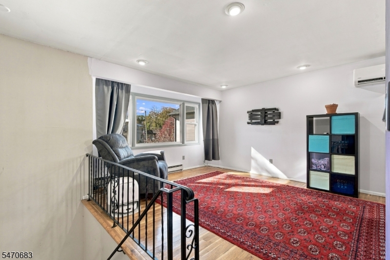 301 Durban Avenue Hopatcong NJ 07843