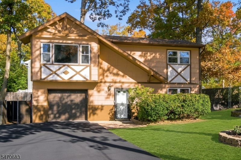 301 Durban Avenue Hopatcong NJ 07843