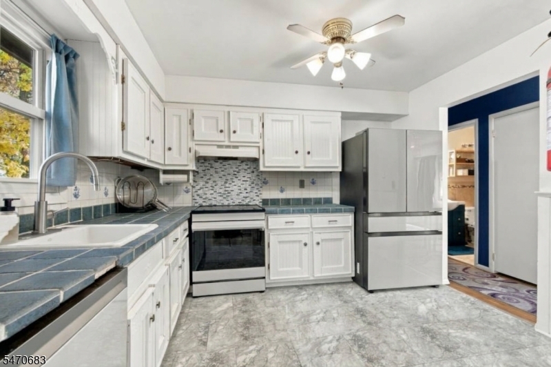 301 Durban Avenue Hopatcong NJ 07843