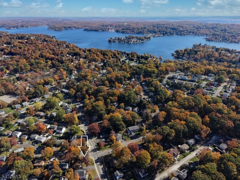 301 Durban Avenue Hopatcong NJ 07843