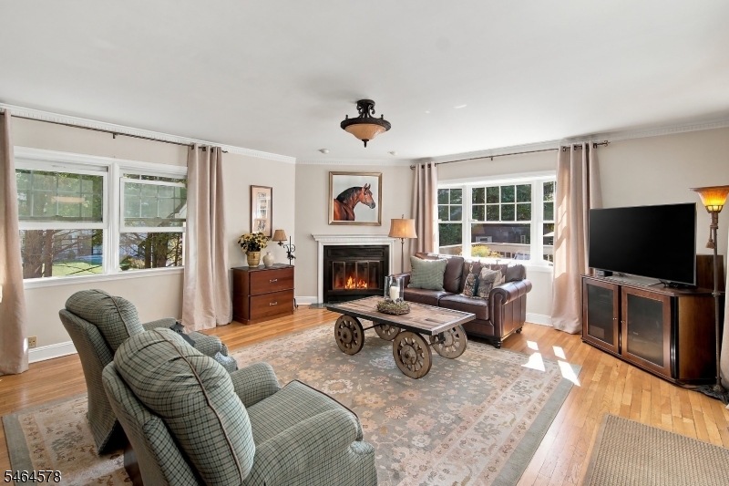 76 Inwood Avenue Montclair NJ 07043