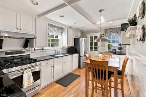 76 Inwood Avenue Montclair NJ 07043
