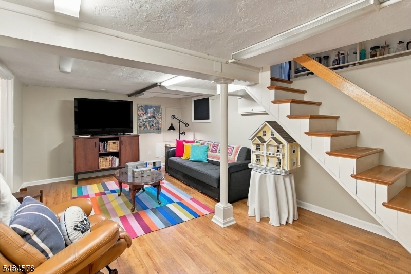 76 Inwood Avenue Montclair NJ 07043