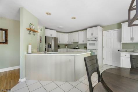 10 Barnstable Road Berkeley Heights NJ 07922