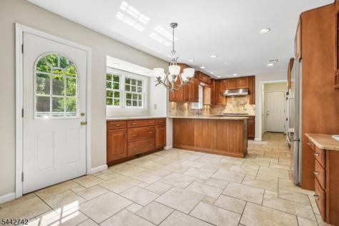 14 Menlo Drive Readington NJ 08889