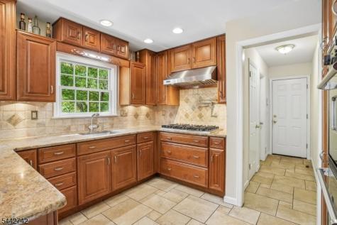 14 Menlo Drive Readington NJ 08889
