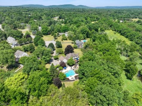 14 Menlo Drive Readington NJ 08889