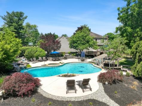 14 Menlo Drive Readington NJ 08889