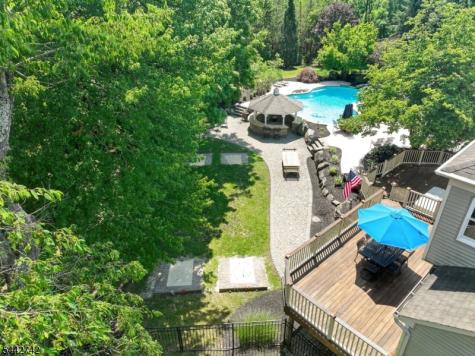 14 Menlo Drive Readington NJ 08889