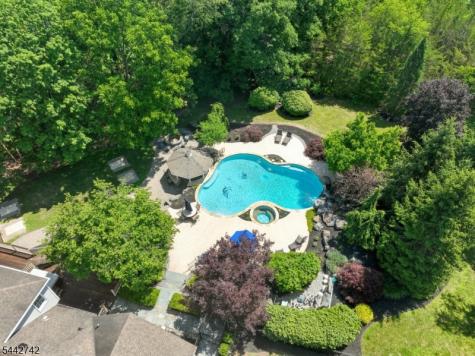 14 Menlo Drive Readington NJ 08889