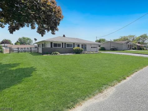 706 Rugby Road Lopatcong NJ 08865