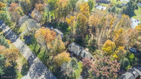 21 Powhatatan Way Mount Olive NJ 07840