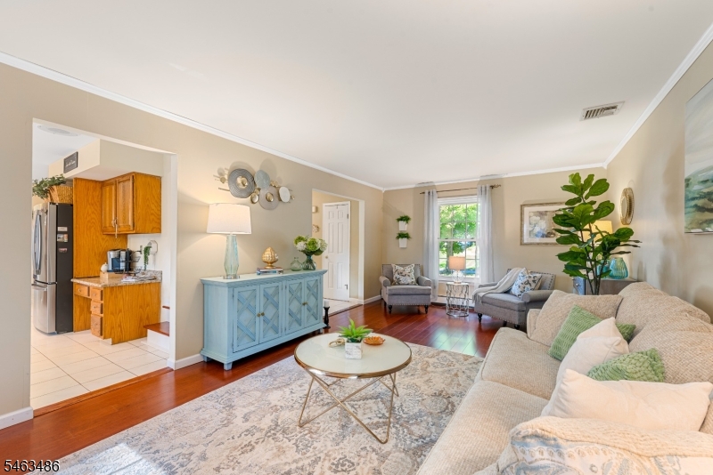 21 Powhatatan Way Mount Olive NJ 07840