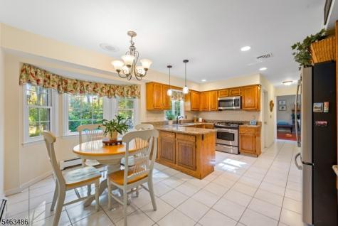 21 Powhatatan Way Mount Olive NJ 07840