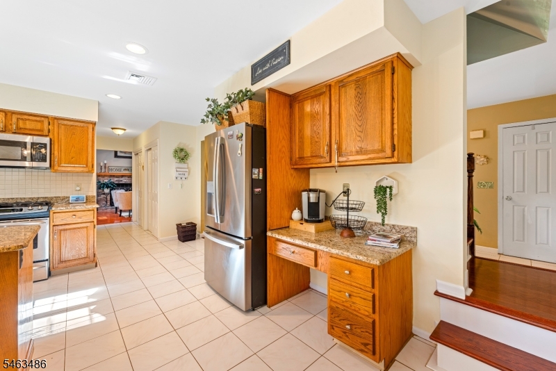 21 Powhatatan Way Mount Olive NJ 07840