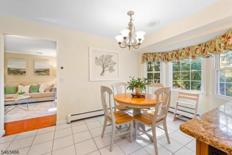 21 Powhatatan Way Mount Olive NJ 07840