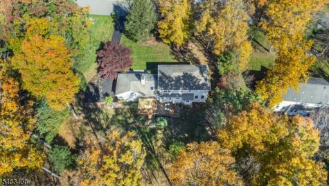 21 Powhatatan Way Mount Olive NJ 07840