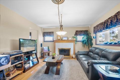 7 Halsey Avenue Riverdale NJ 07457