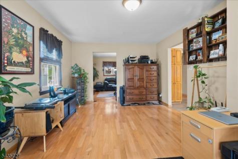 7 Halsey Avenue Riverdale NJ 07457