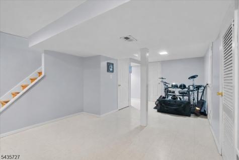 7 Halsey Avenue Riverdale NJ 07457