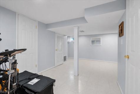 7 Halsey Avenue Riverdale NJ 07457