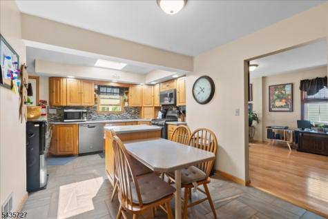 7 Halsey Avenue Riverdale NJ 07457