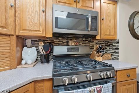 7 Halsey Avenue Riverdale NJ 07457